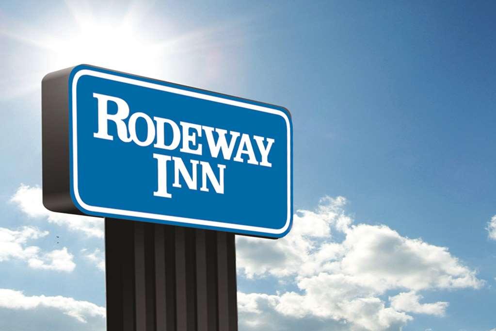 Rodeway Inn Lumberton Esterno foto